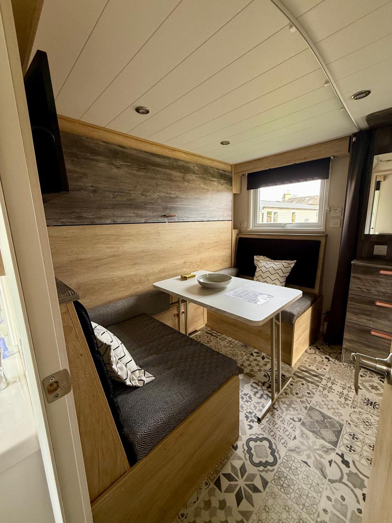 The Parr Pod - Beautiful, Luxury Pod Hotel Aberlour Exterior photo